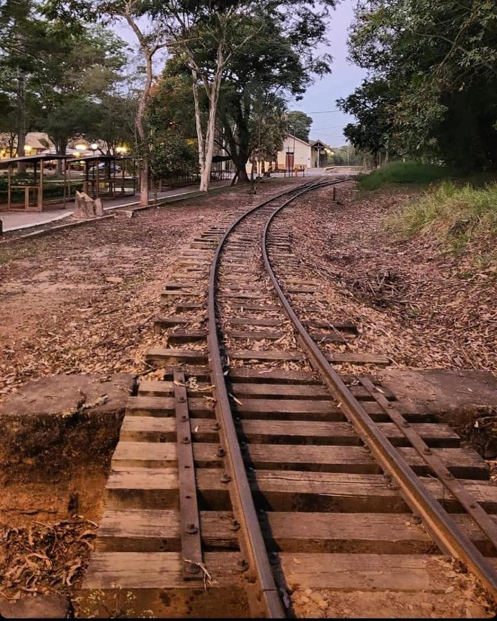 Pousada Caminho Do Trem ทีราเดนเจส ภายนอก รูปภาพ